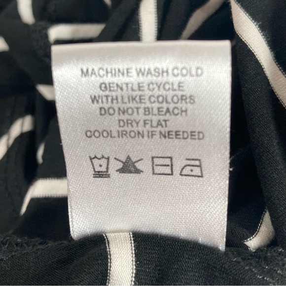 Grace & Lace Long Sleeve Perfect Pocket Tee In Black With White Stripes Size L - Picture 14 of 14